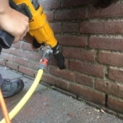 Ventilatie gaten boren