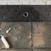 Kruipruimte ventilatie specialist vertelt u hoeveel ventilatiegaten uw woning nodig heeft.
