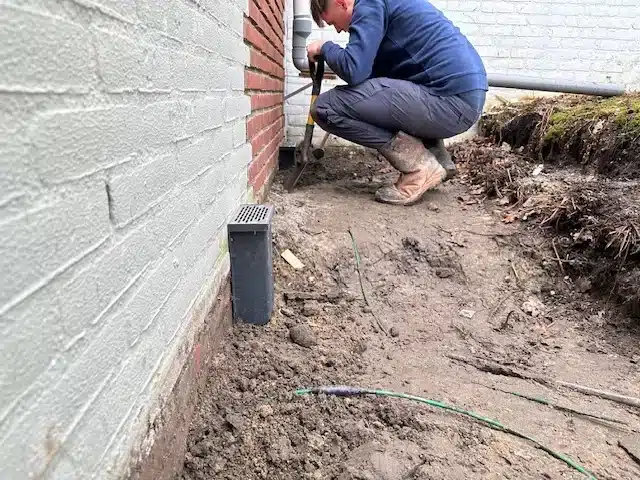 kruipruimte ventilatiegaten boren in Valkenswaard